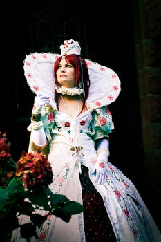 Trinity Blood: Esther 2