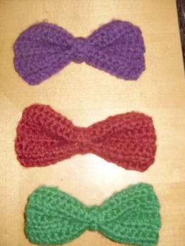 Crochet bows