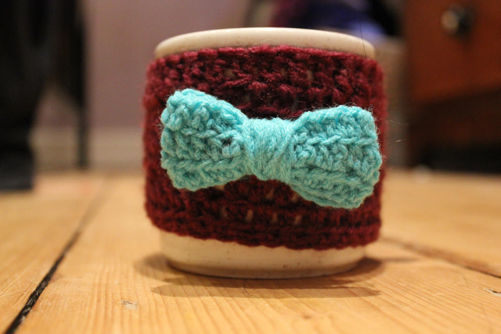 Mug Warmer and bow