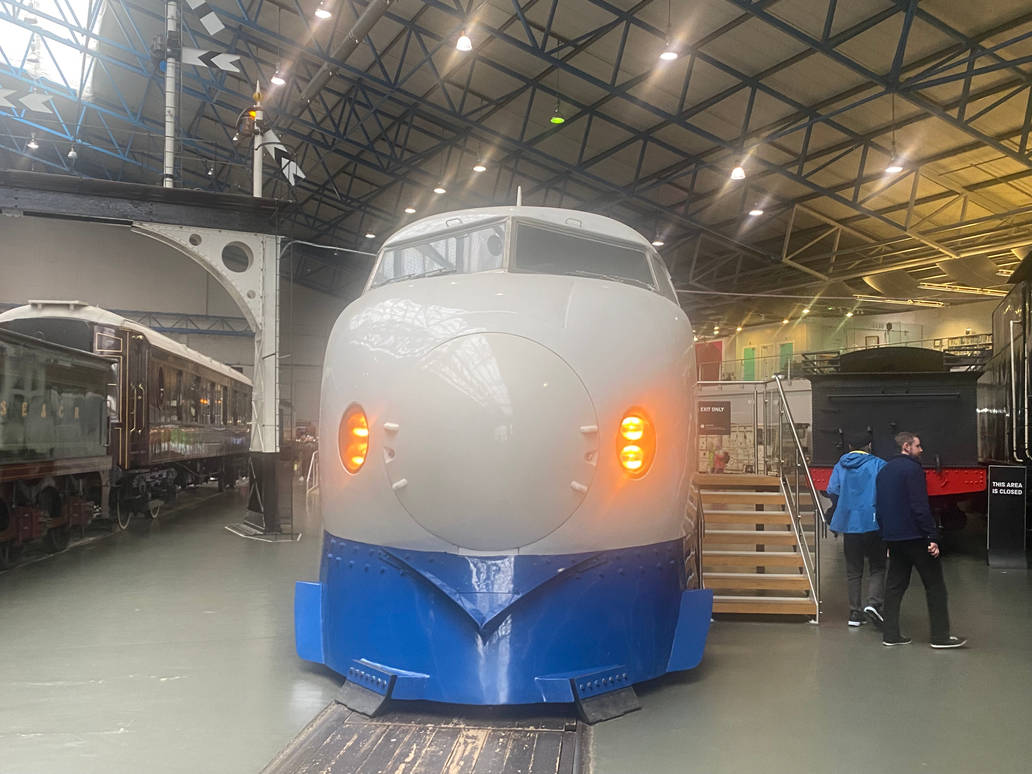 Shinkansen by MSC64 on DeviantArt