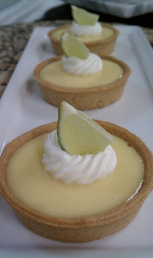 Mini Key Lime Pies by Novasty