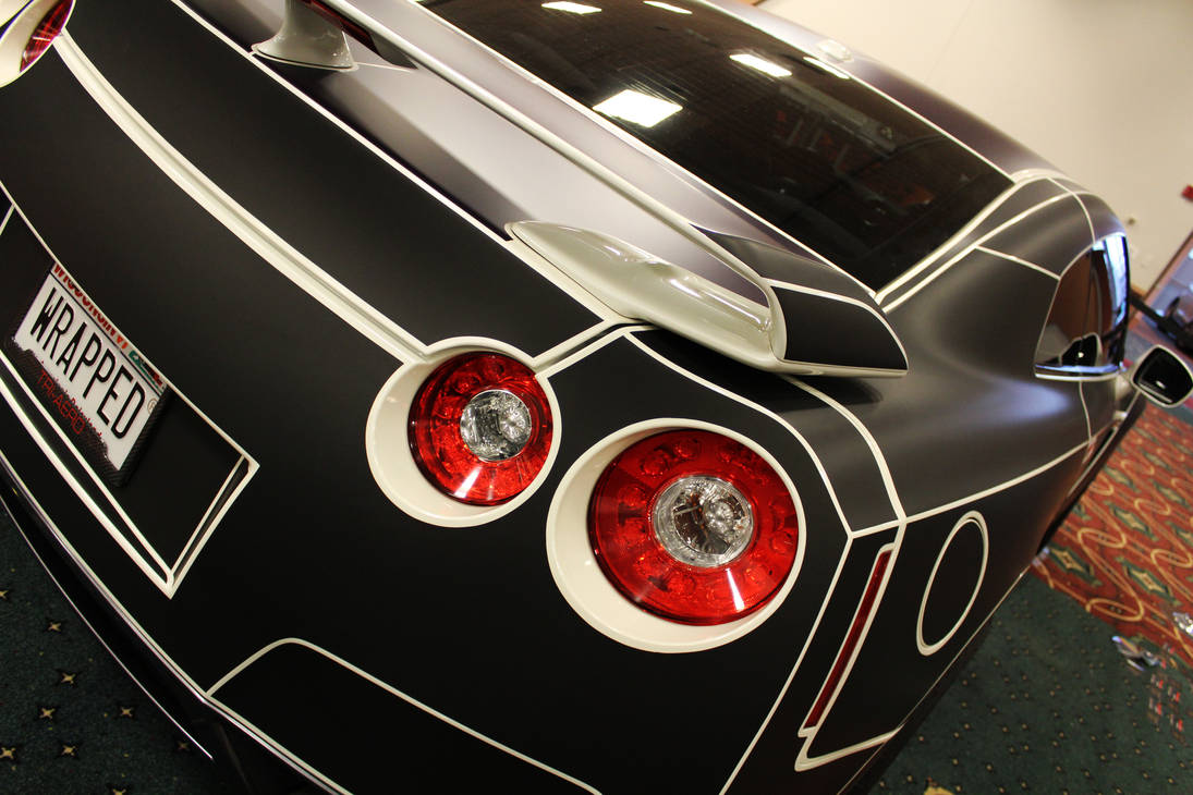 Nissan GT-R (R35) by untouchvbles on DeviantArt