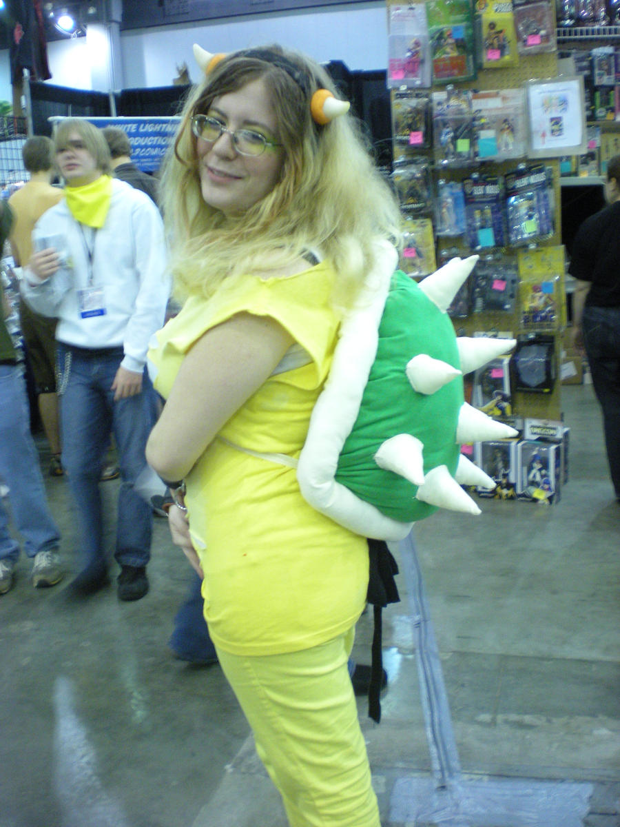 Bowser Cosplay