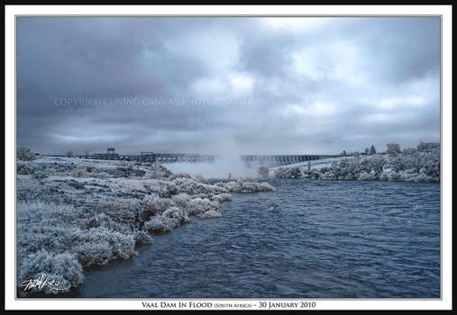 Vaal Dam in Flood - IR