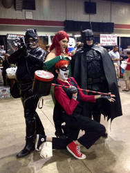 Gotham Sirens plus Batman