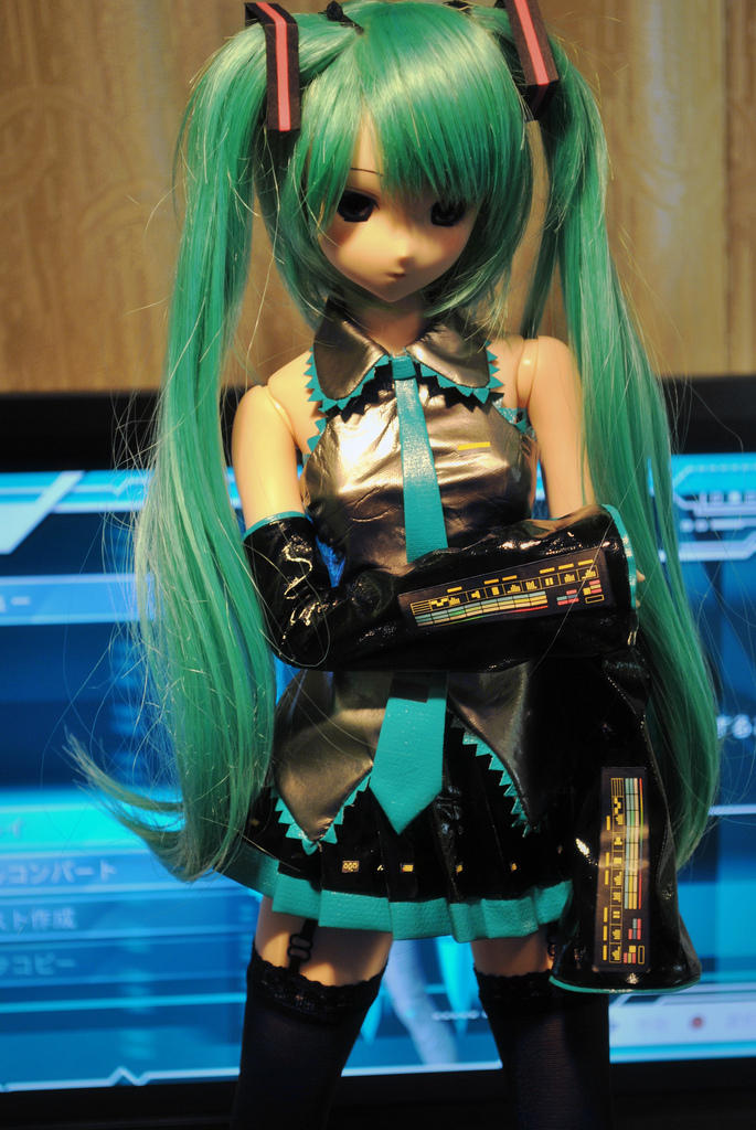 DD MIO cosp MIKU