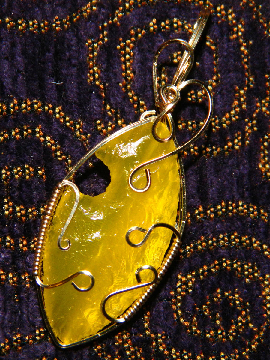Collaboration in yellow, No. 4, front