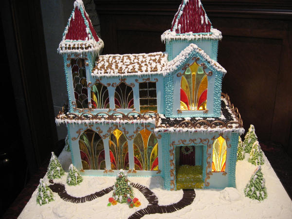 Gingerbread Mansion by ccgug on DeviantArt