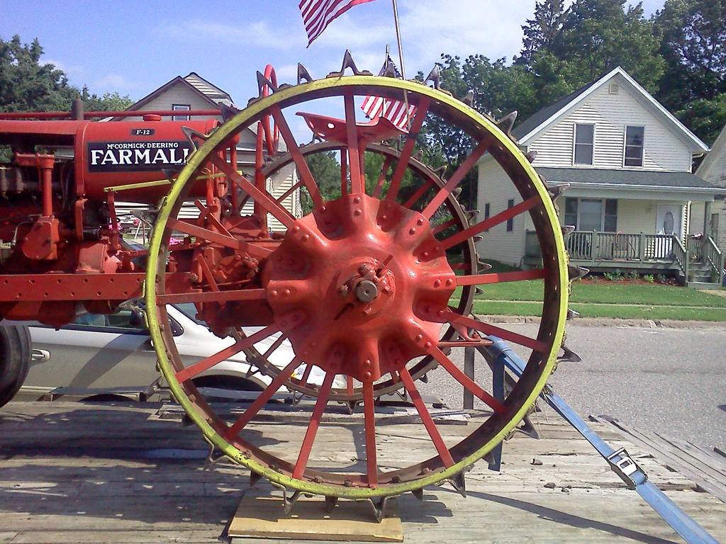 old spike wheel tractor 2