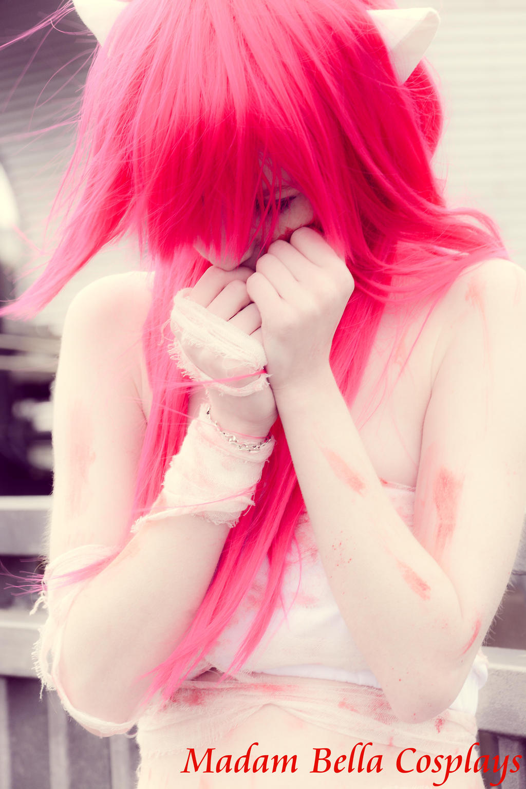 Elfen Lied Lucy Cosplay