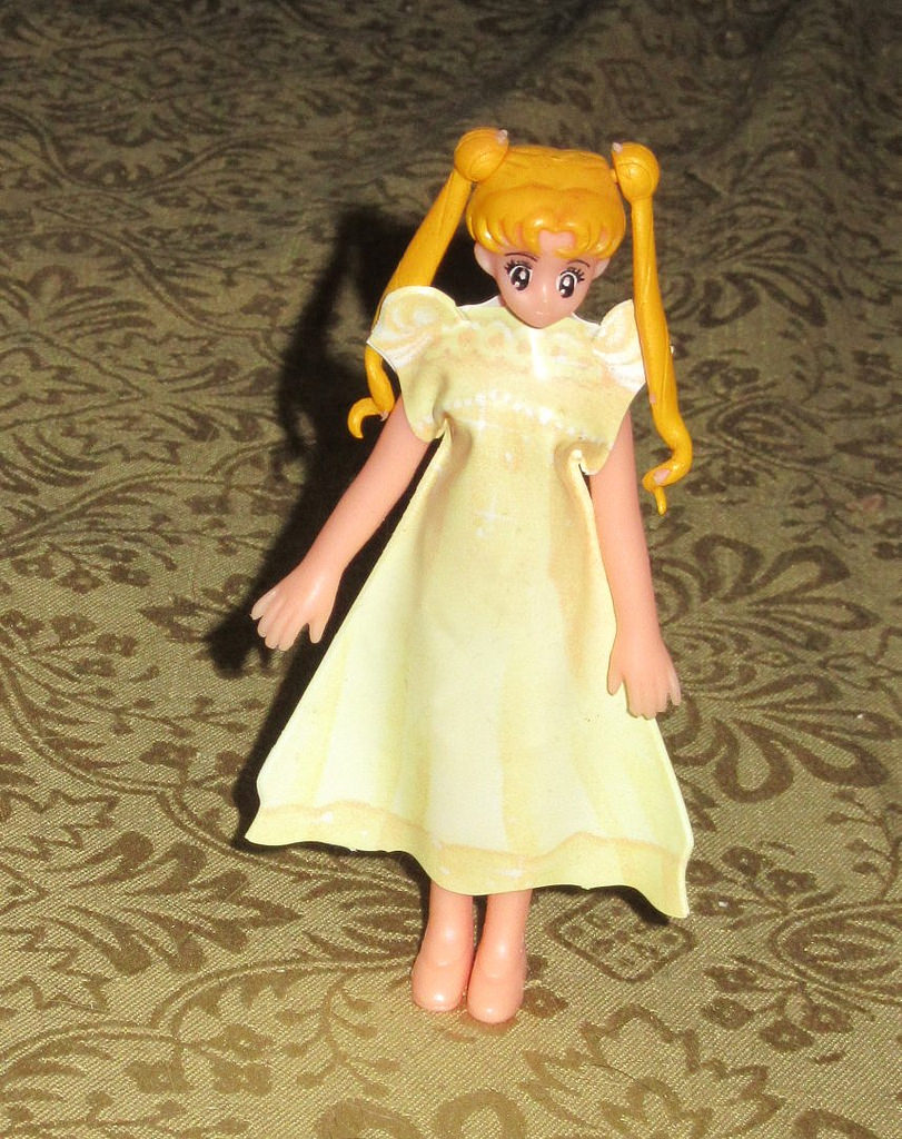 Small Sailor Moon Princess Serenity Figure