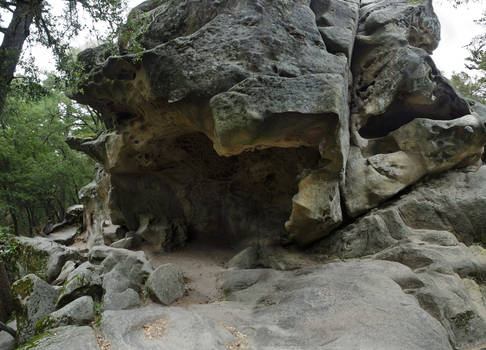 castle rock side cave