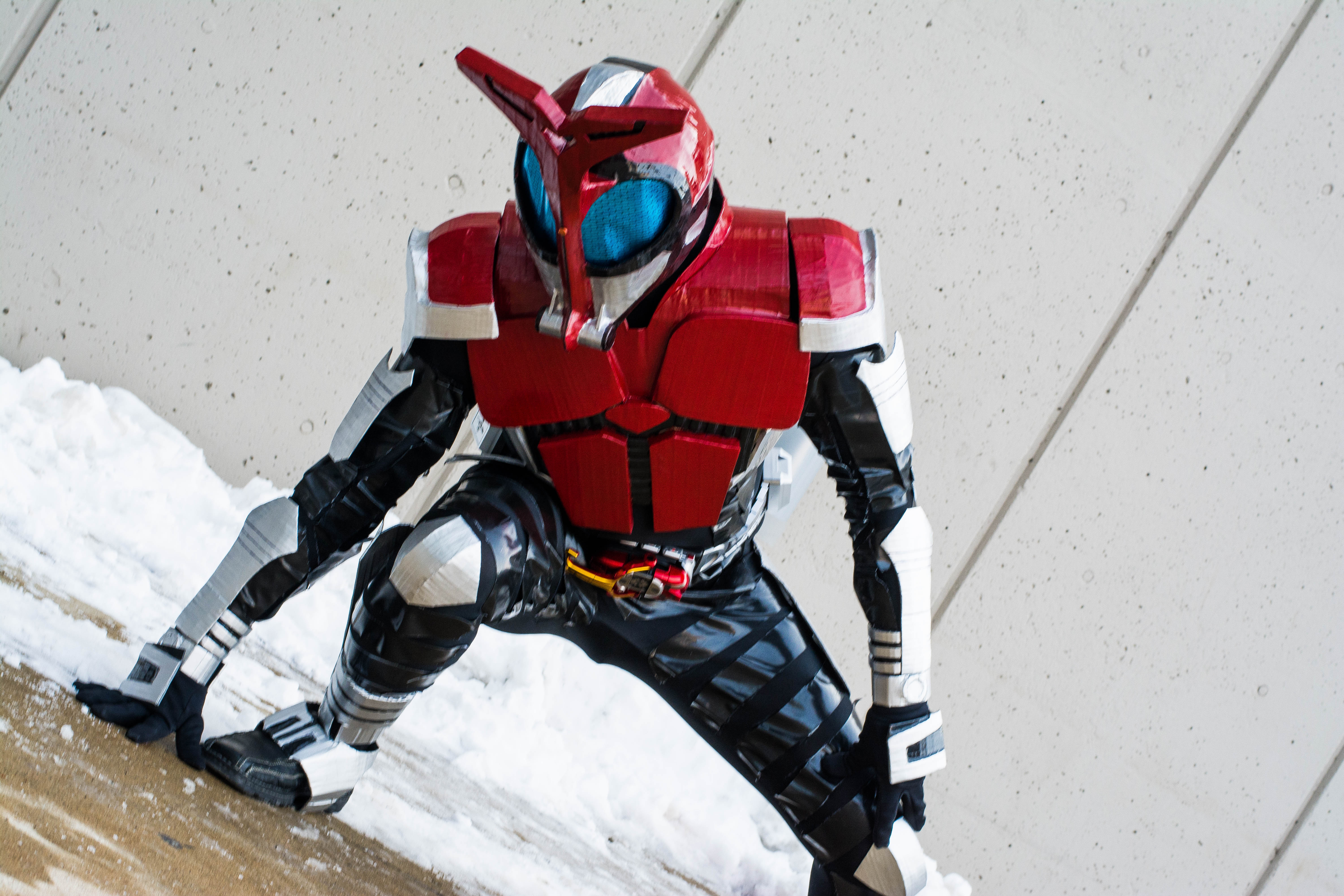 Kamen Rider Kabuto Cosplay (Action Pose)