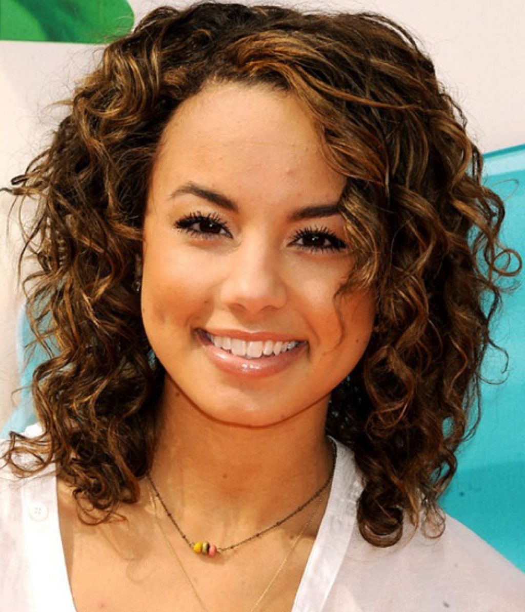 Curly Haircut For A Round Face Shape by amylane20 on DeviantArt Curly Haircut For A Round Face Shape by amylane20 on DeviantArt