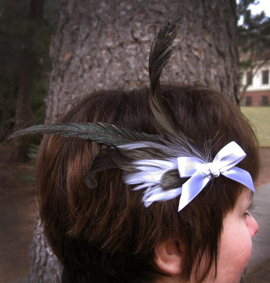 Black and white feather fascinator