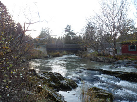 On The River in Bowring