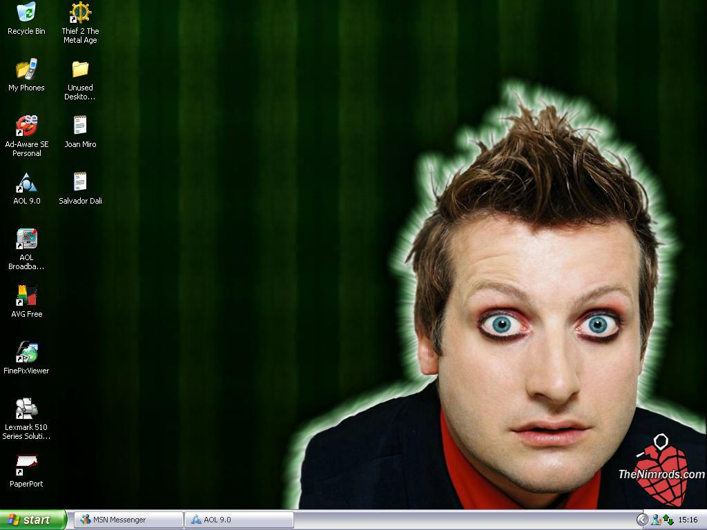 Tre Cool Desktop