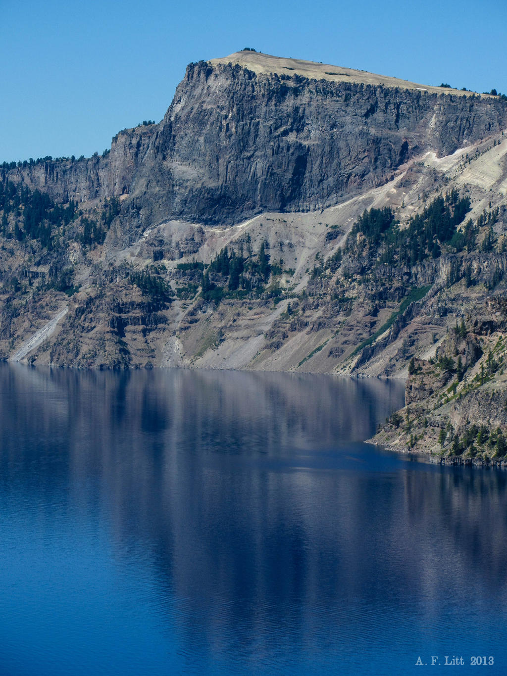 Llao Rock, Crater Lake