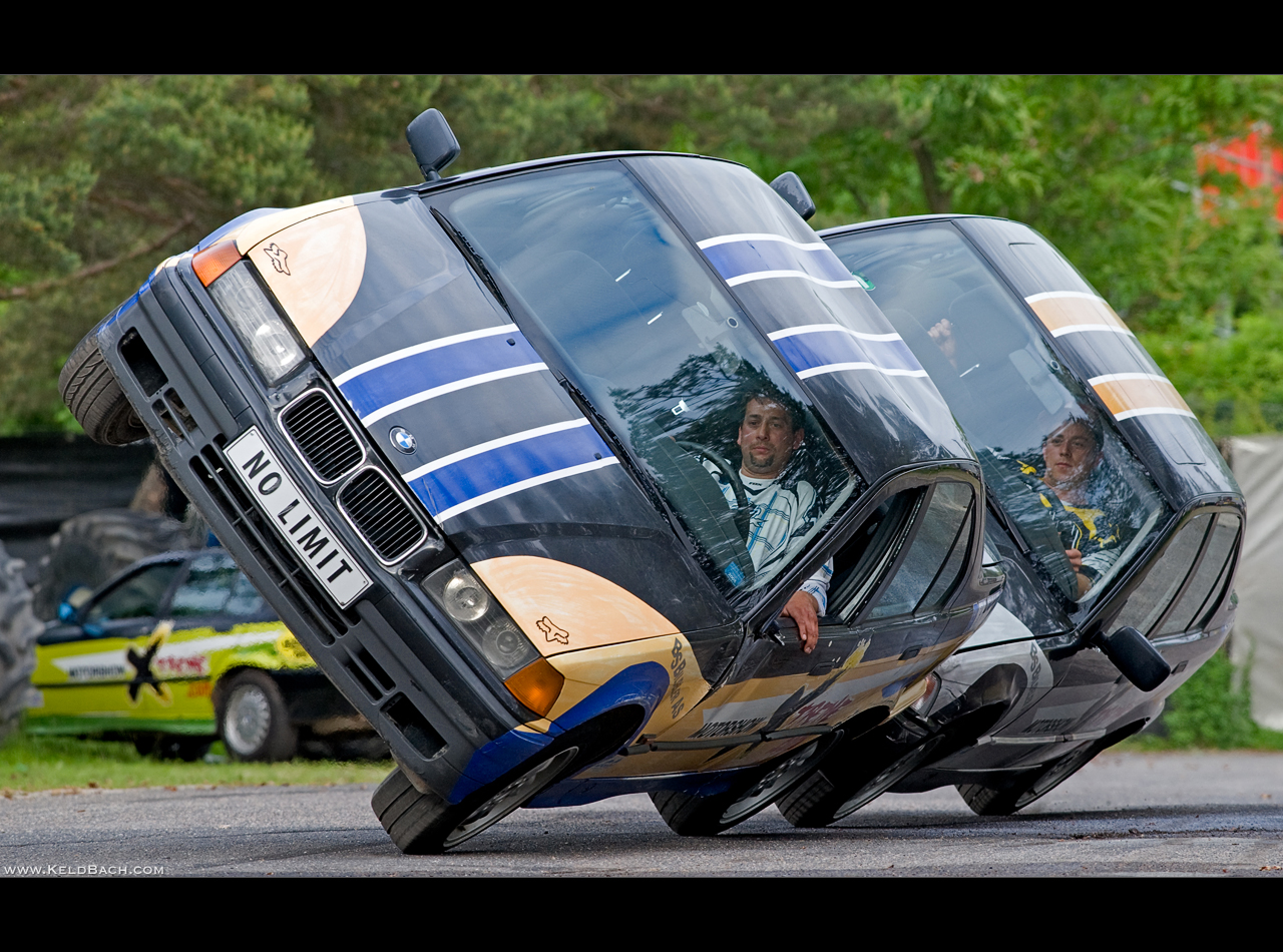 Bumper to Bumper by KeldBach