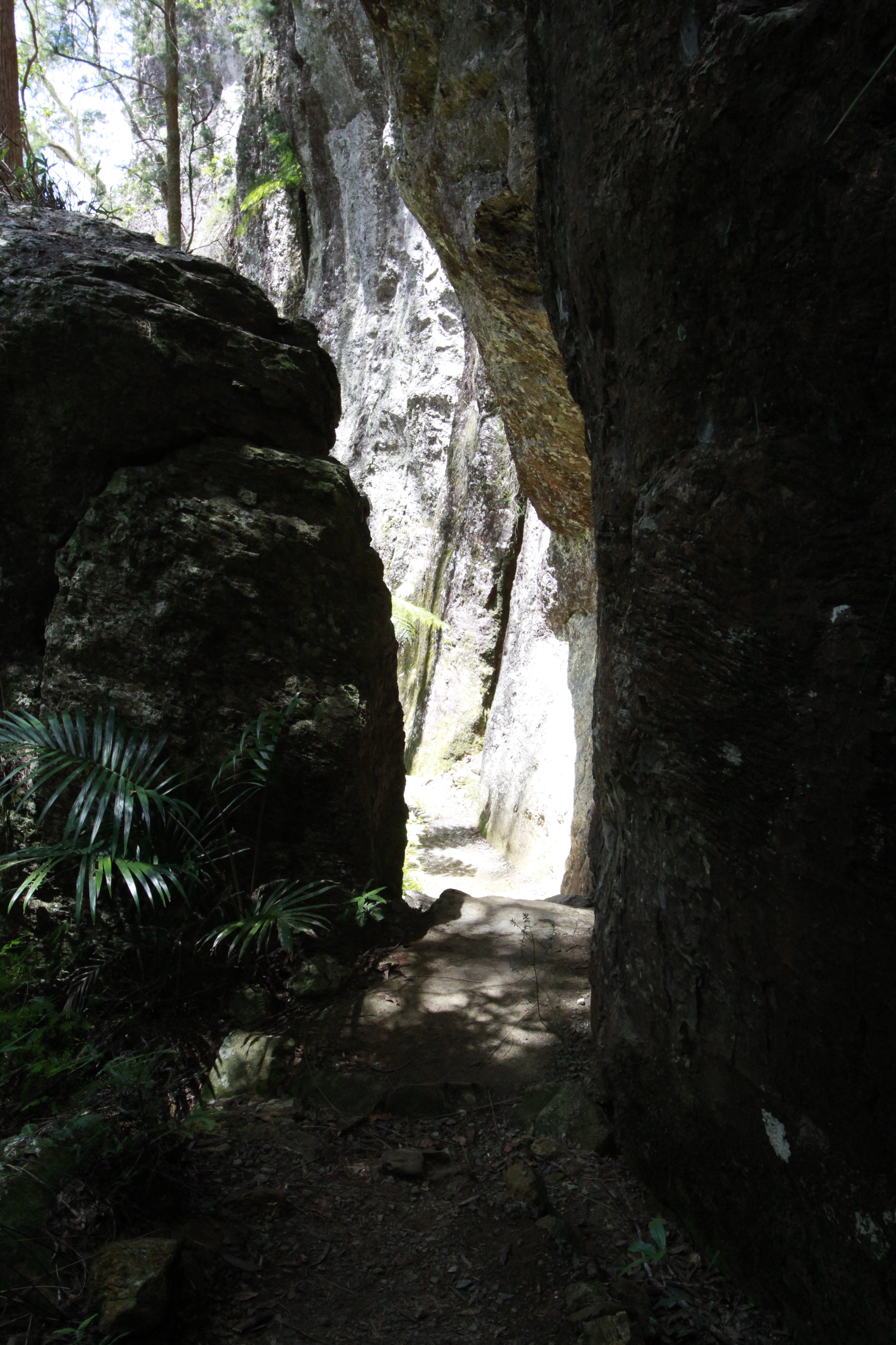 Dark Rock alleyway 1