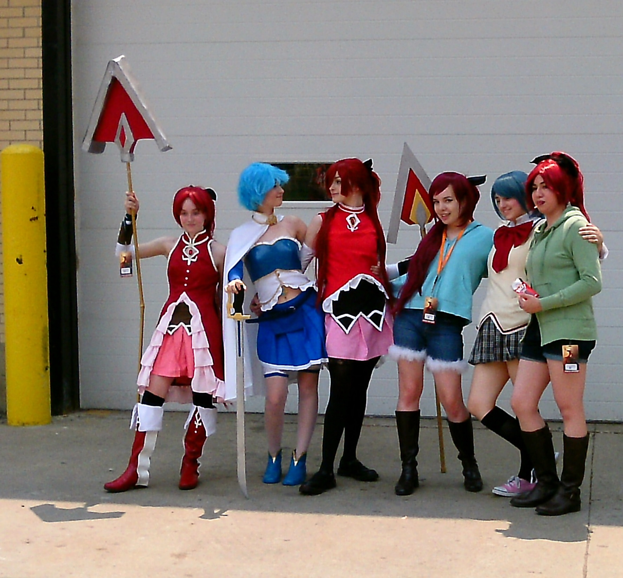 Madoka Magica cosplayers