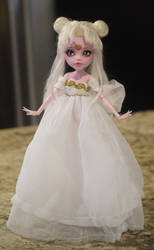 Neo Queen Serenity Monster High Faceup