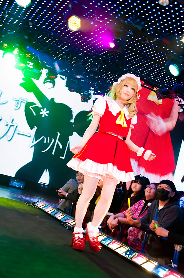 Flandre Scarlet Cosplay Presentation