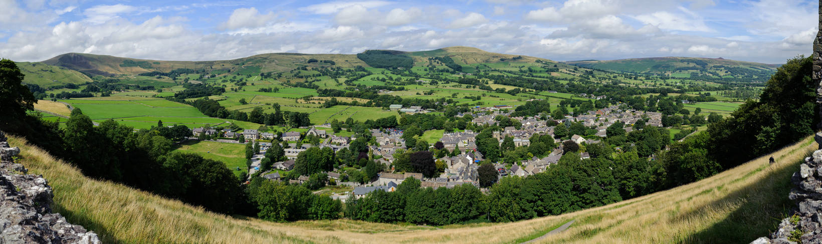 Peveril View View from Peveril Castle by Marnoss on DeviantArt