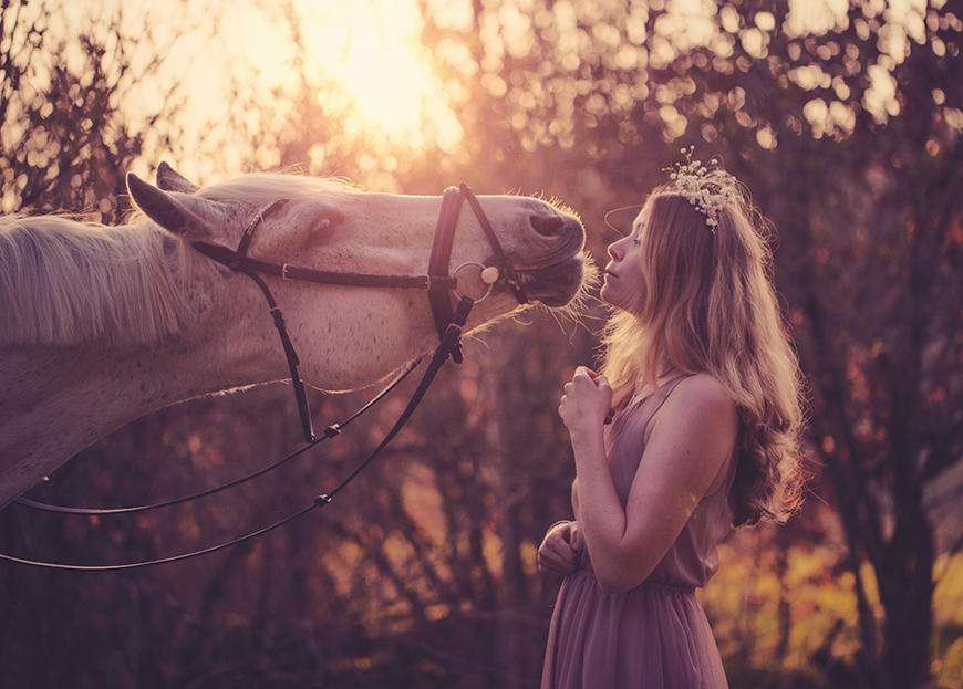 Bisou by Moonlight-Traveller