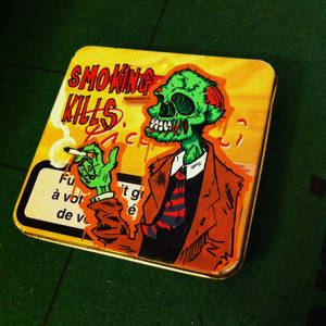 Smoking zombie - Box