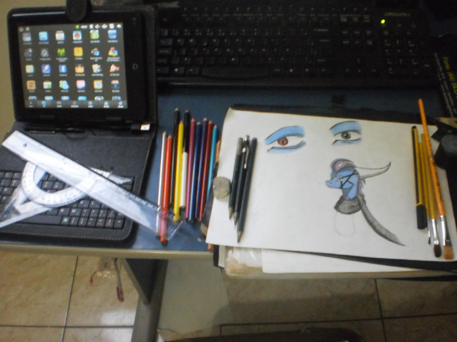 My drawing materials by g4brield on DeviantArt
