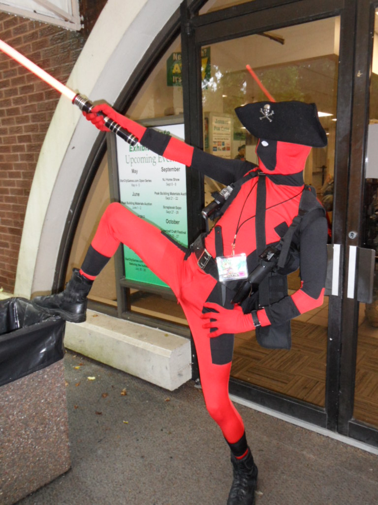 Pirate Deadpool pillaged animeNEXT 2013