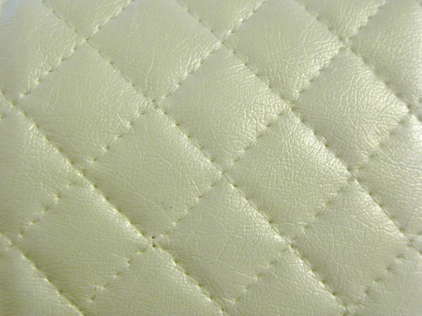 Texture-Quilet Pearly