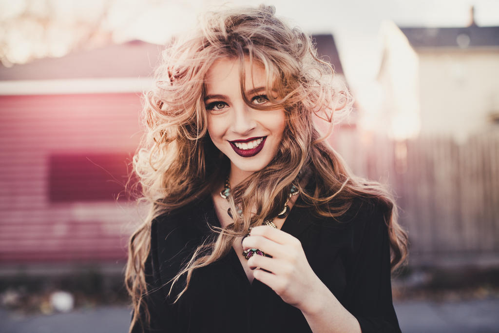 Smile by zerofiction Smile by zerofiction