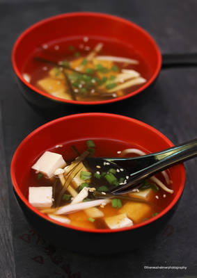 Learn How To Make Dashi and Miso Soup (+recipe)