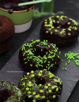 Baked Chocolate Donuts with Gnache