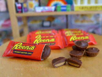 Reese's Peanut Butter Cup miniatures