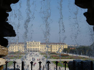 In the rain of the fountain