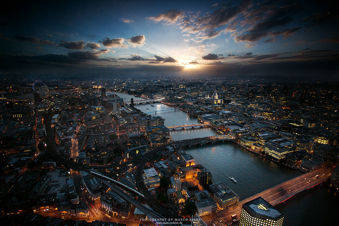 Badass London Sundown by MarcoRibbe-de