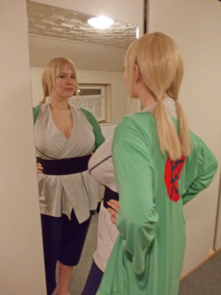 Naruto Tsunade Cosplay By MeirouTenshi On DeviantArt naruto-tsunade-cosplay-by-meiroutenshi-on-deviantart