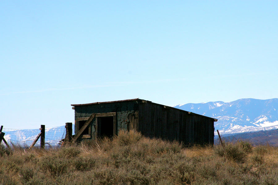 shack and mountains by aaron-nathan on DeviantArt