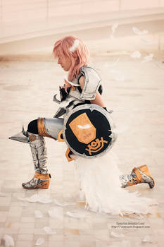 Lightning cosplay - Praying warrior