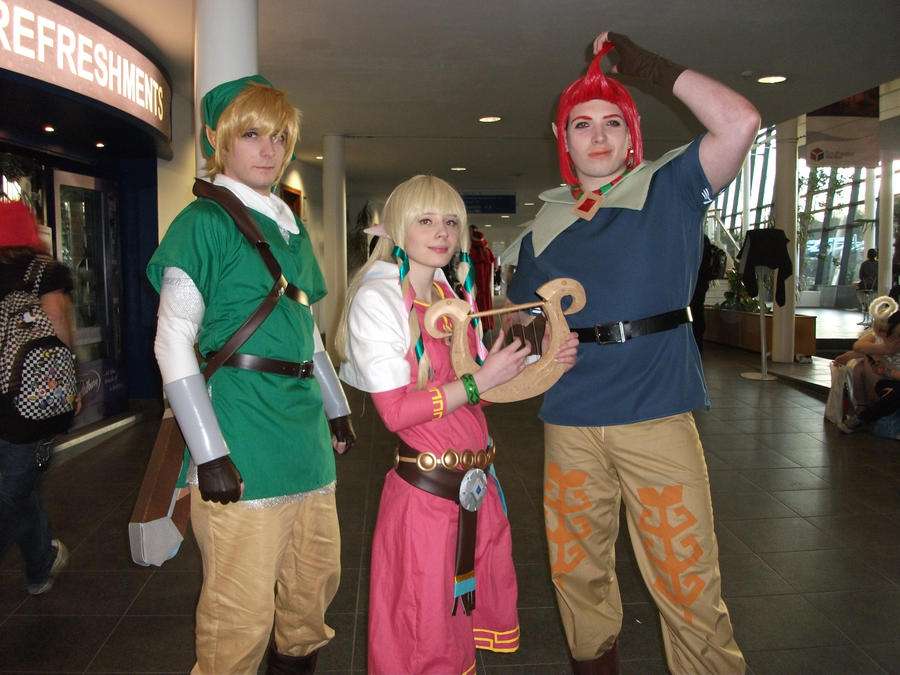 2012 MCM Telford Expo Pic Link Zelda and Groose