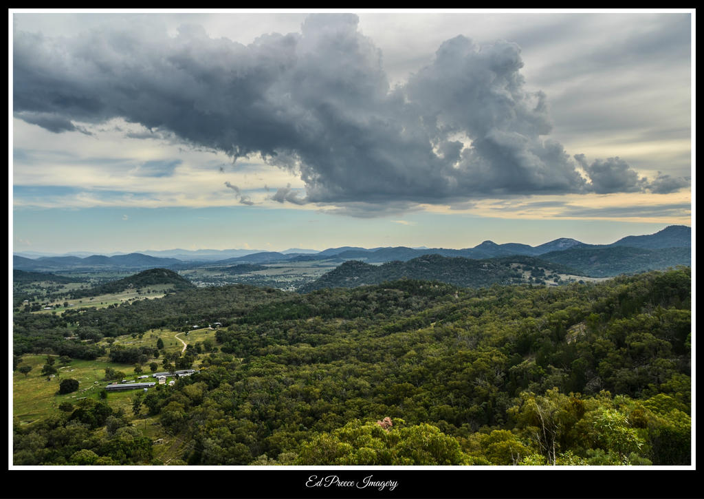 The Moonbi Ranges by EdPreece on DeviantArt