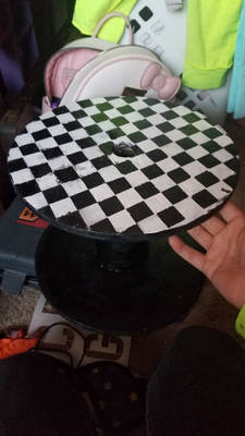 DIY Checkered checkered Table