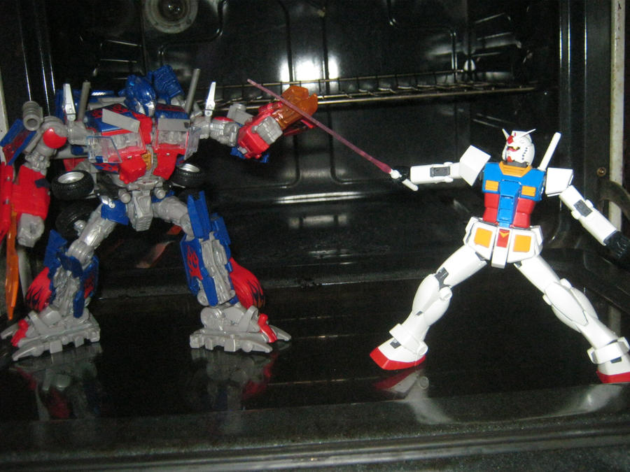 Optimus vs RX-78