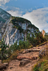 Alpine footpath