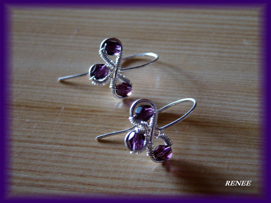 Purple little flower earring