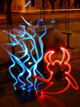 Light Graffiti - Devil