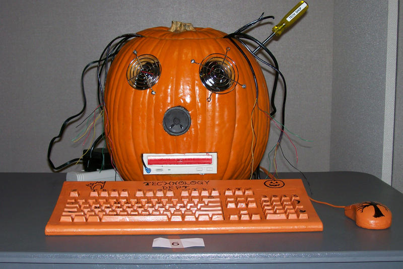 Computer Related Pumpkin Technology Pumpkin by animejackie04 on DeviantArt